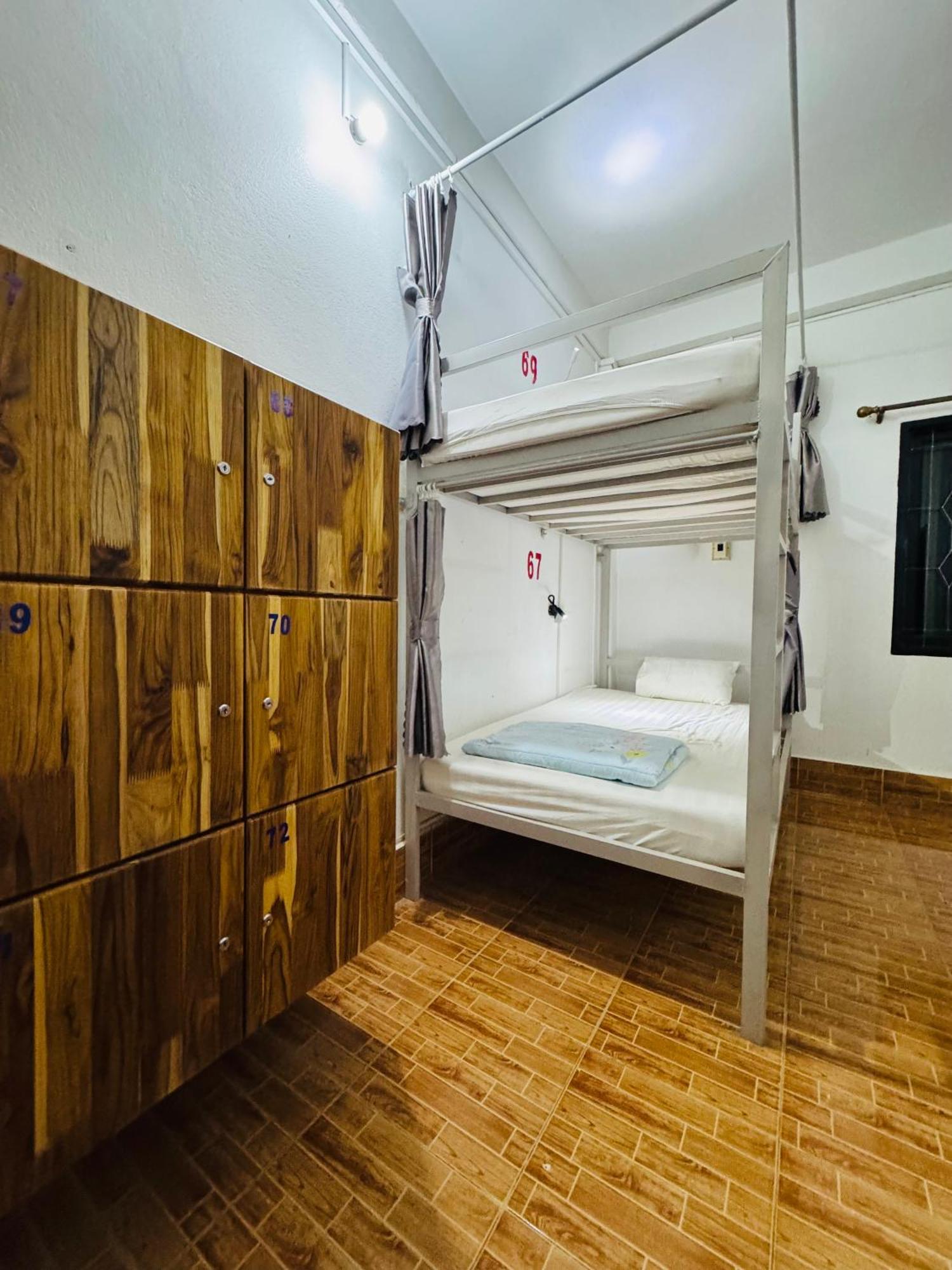Vang Vieng Backpackers Hostel Exterior foto